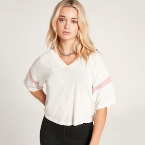 NWT Volcom Lived In Lounge Linen Cropped Short Sleeve V-Neck Tee